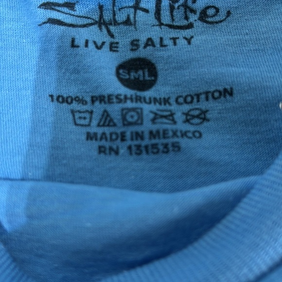 Salt Life Go With The Flow crewneck,100% pre-shrunk cotton,logo pocket logo back - Picture 6 of 9